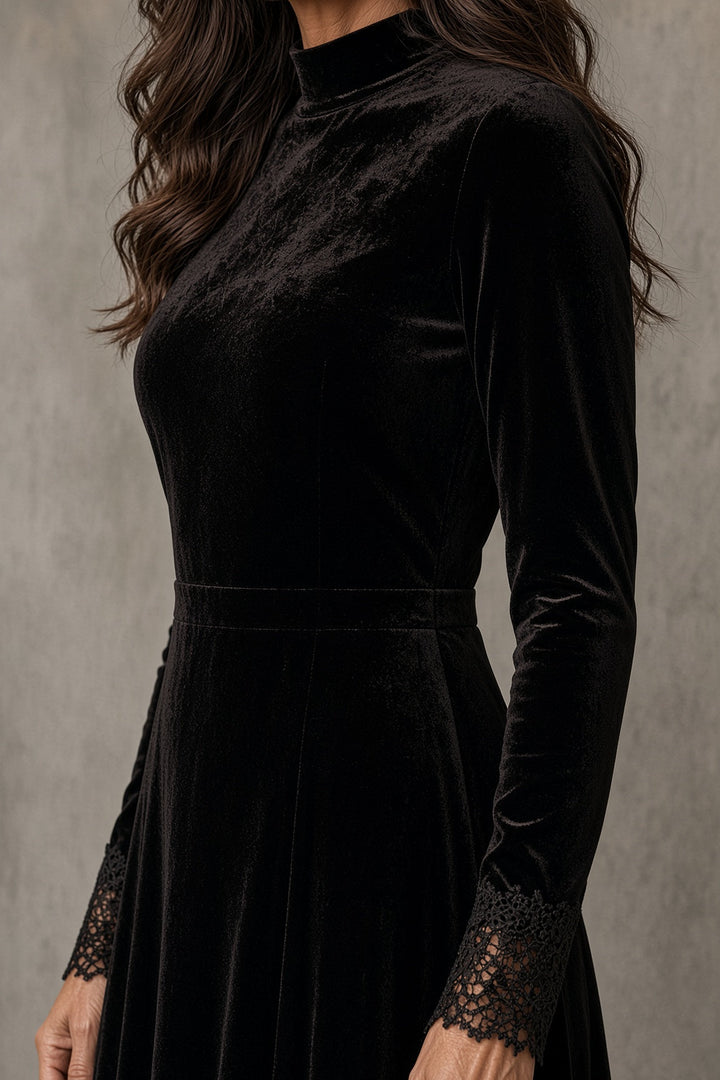 Lucienne | Romantic Velvet Dress